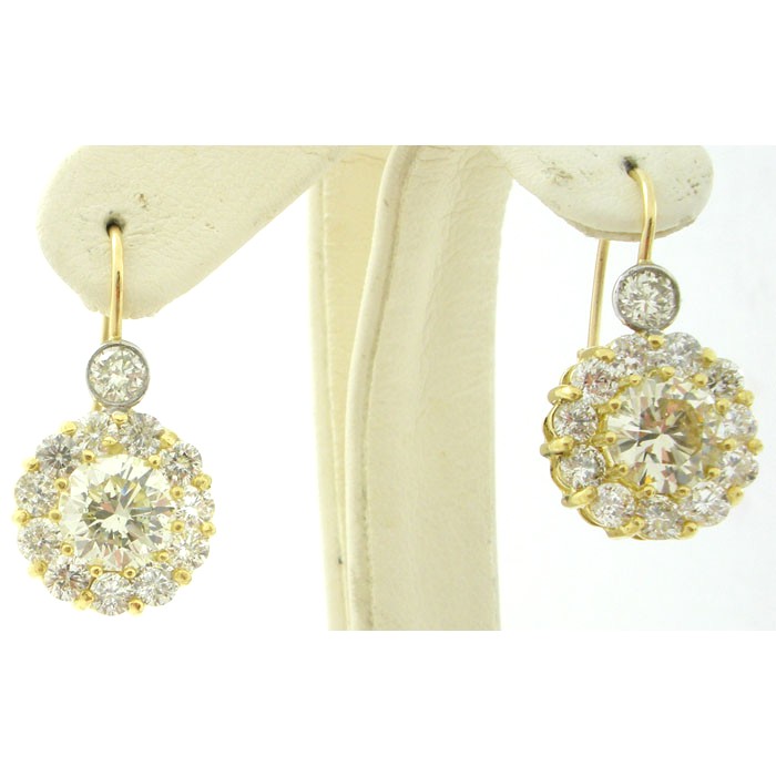 Gorgeous Diamond Earrings  - 1755