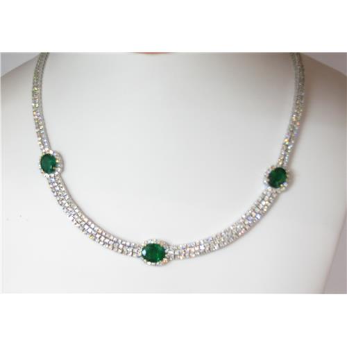 18k white gold emerald and Diamond Necklace