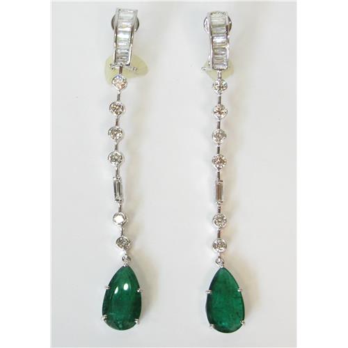 Diamond and emerald hanging Earrings