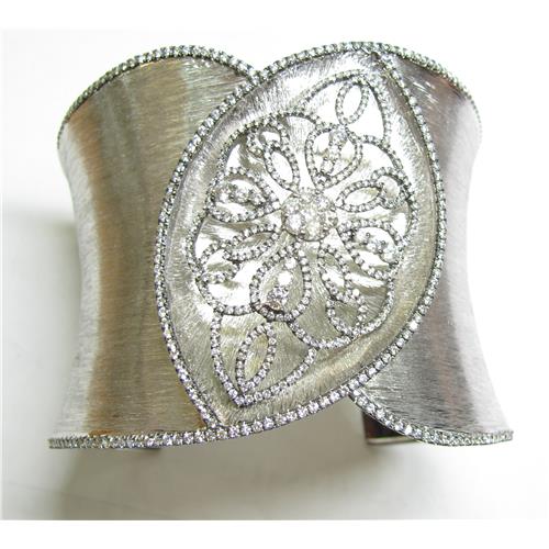 Ladies18k white gold  Diamond cuff bangle
